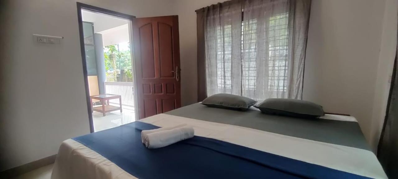 Hostel Calaila Varkala Extérieur photo