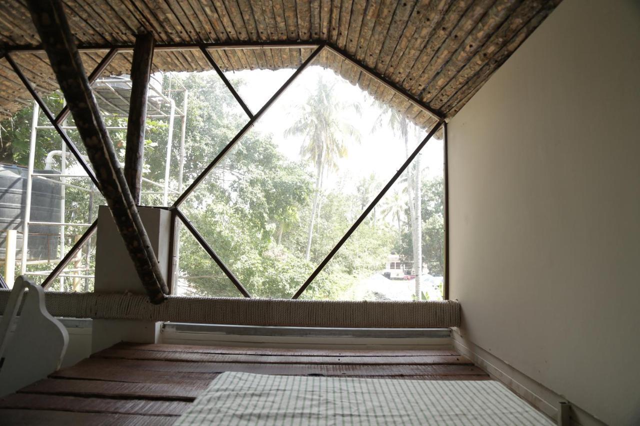 Hostel Calaila Varkala Extérieur photo